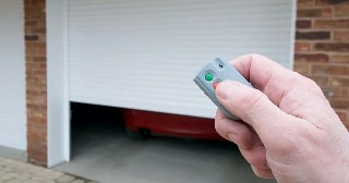 Купить автоматику для рулонных ворот Златоуст, цена от 2804 руб.