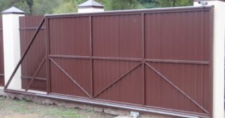 Купить откатные ворота из профнастила Златоуст, цена от 1799 руб.